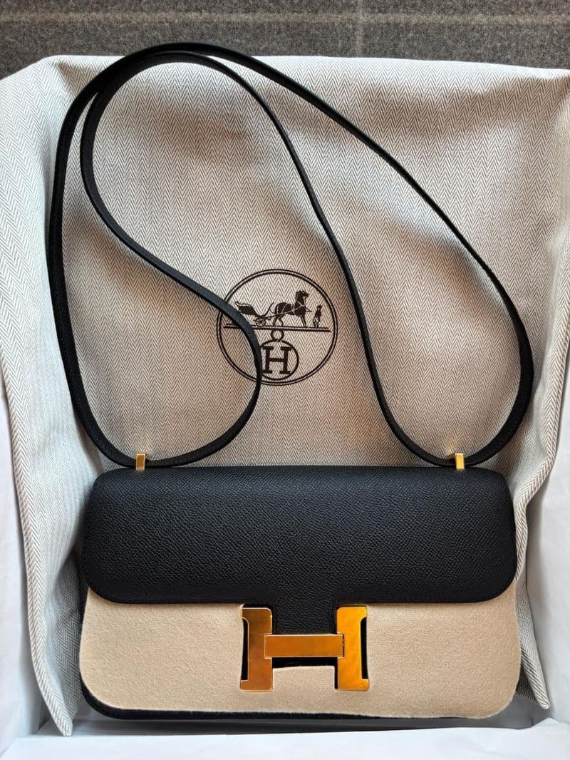 Hermès Constance Elan in Noir Epsom GHW hardware — front view