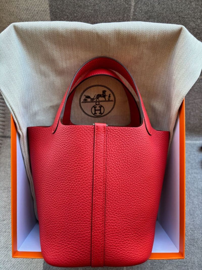 Hermès Picotin 18 18 in Rouge radieux TC GHW hardware