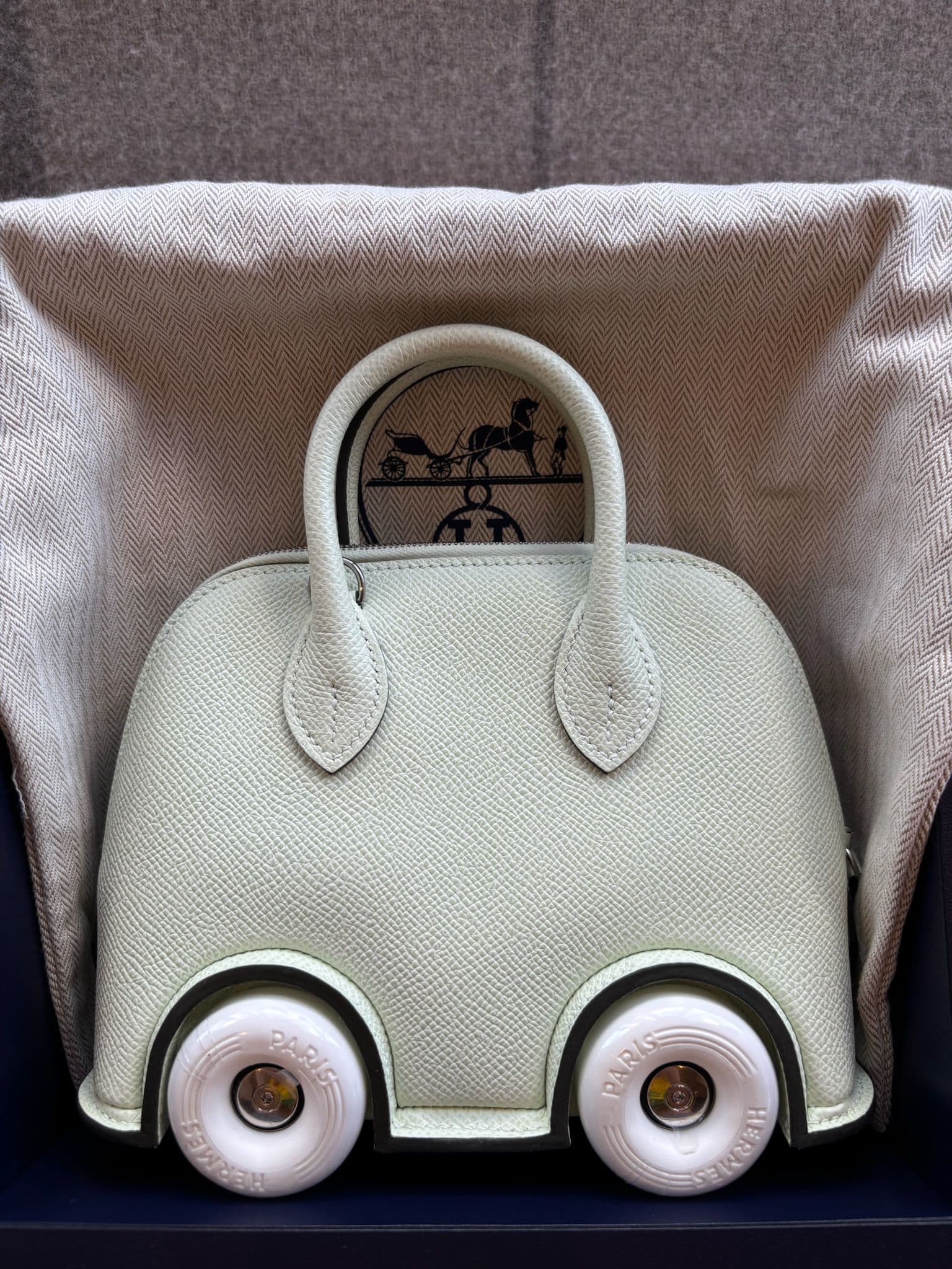 Hermès Bolide in Vert Fizz Epsom Palladium (PHW) hardware — front view
