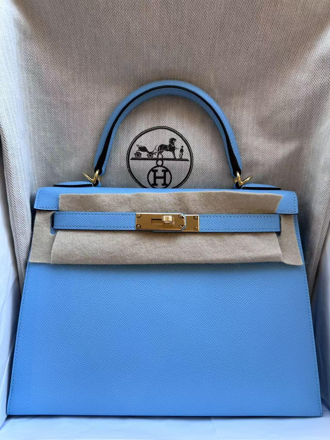 Hermès Kelly 28 28 in Blue Celeste Epsom Gold (GHW) hardware — front view