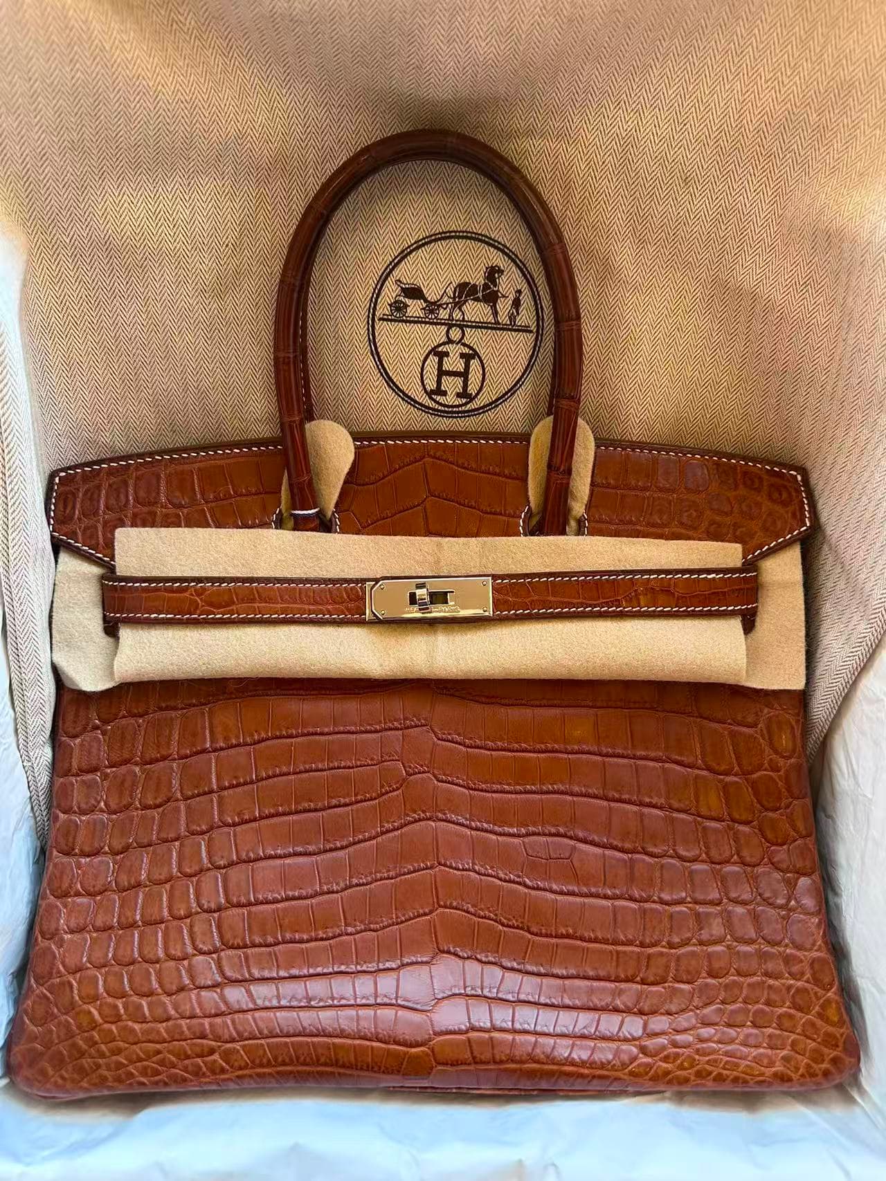 Hermès Birkin 30 30 in Fauve Other — front view