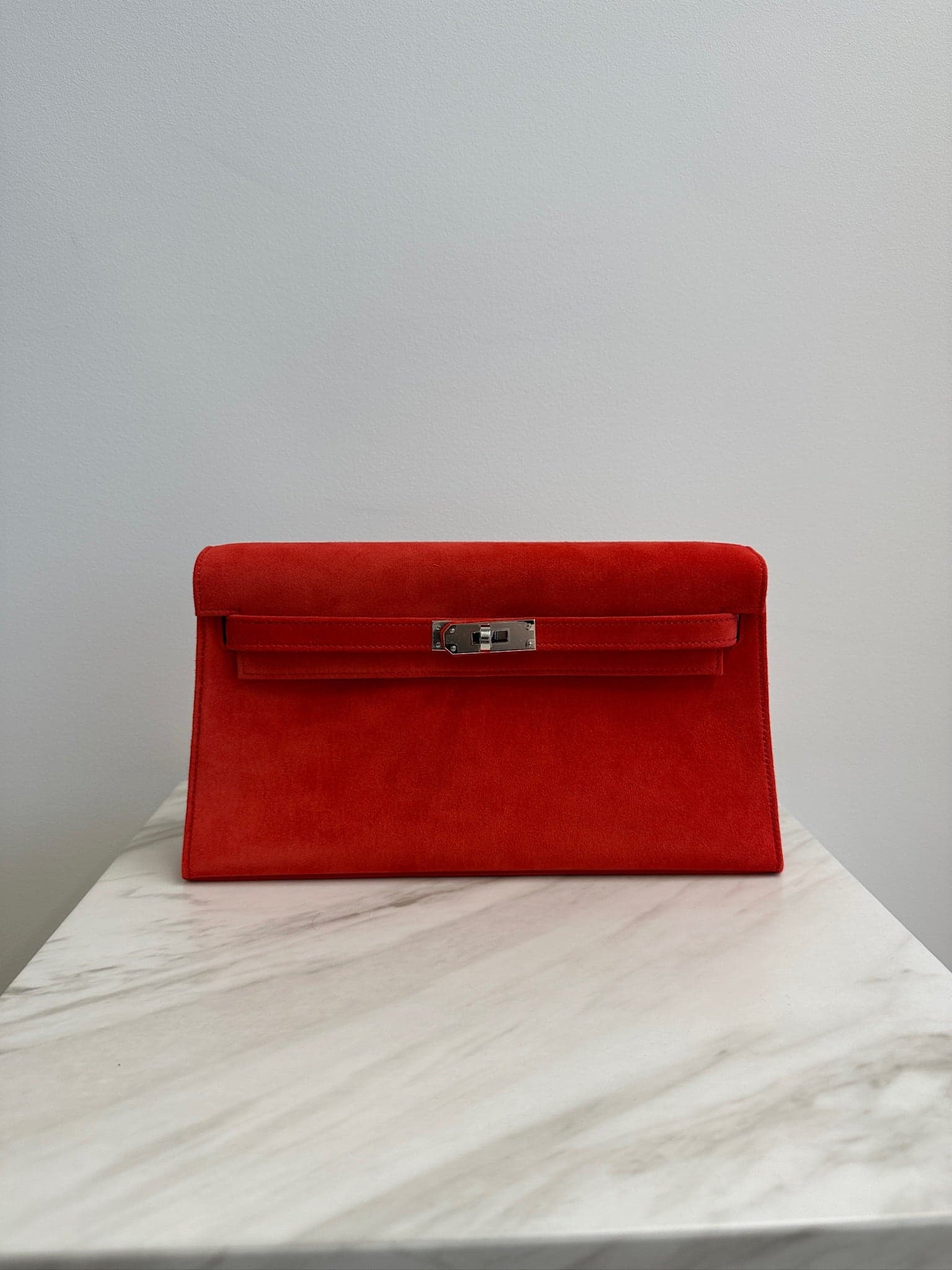 Hermès Kelly To go To Go in Rose Texas Epsom Palladium Hardware hardware — front view