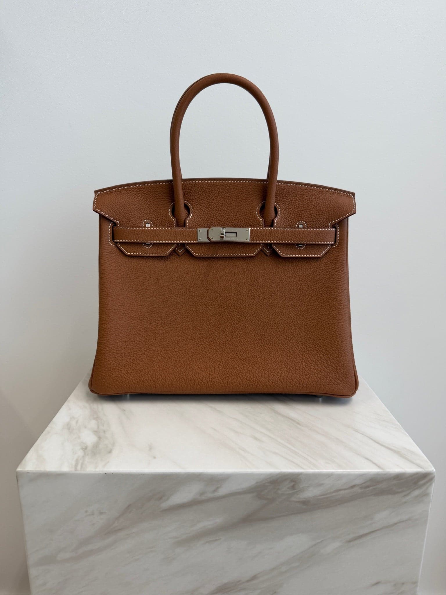 Hermès Birkin 30 30 in Gold Togo Palladium Hardware hardware — front view
