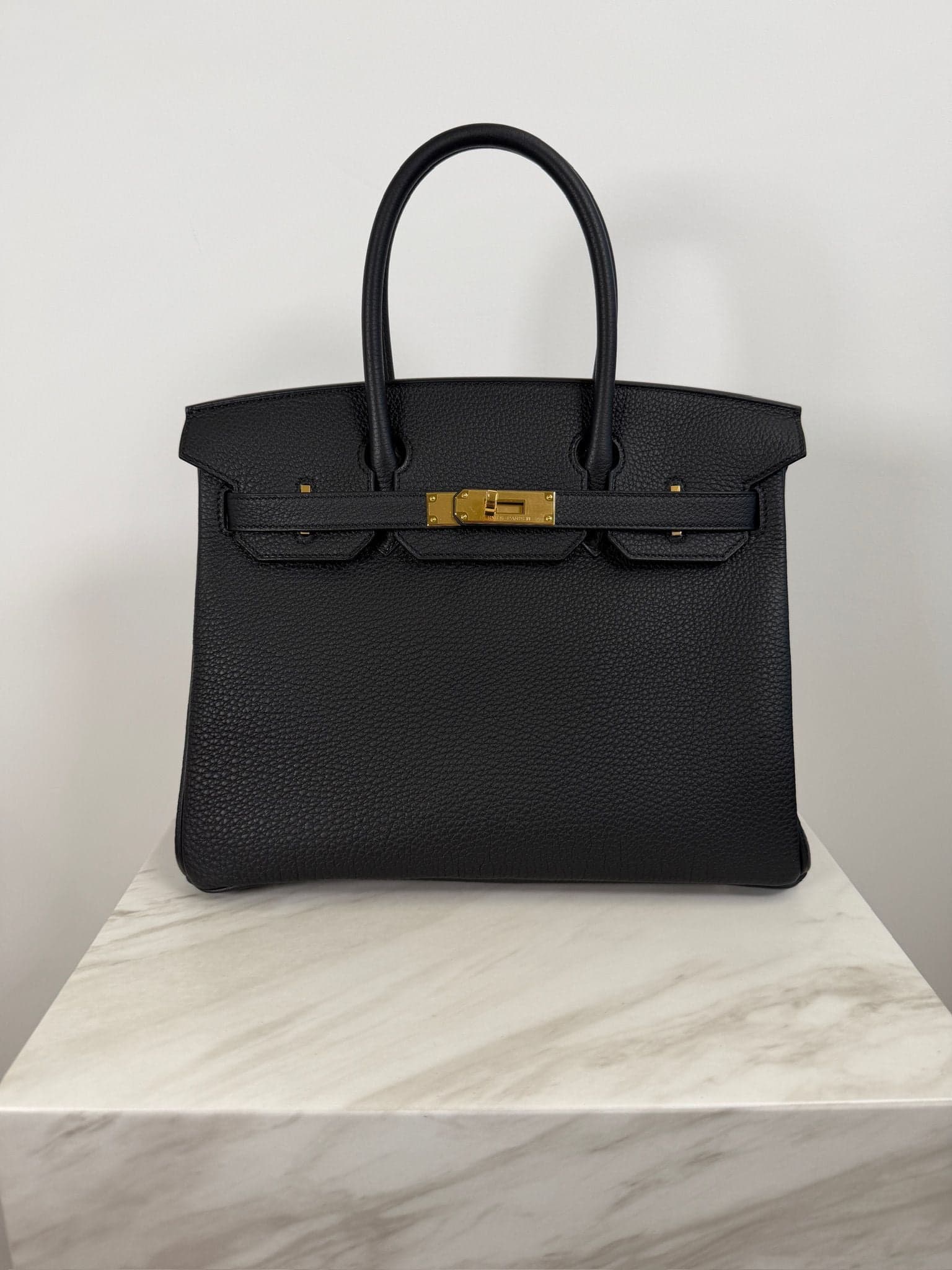 Hermès Birkin 30 30 in Black Togo Gold Hardware hardware — front view