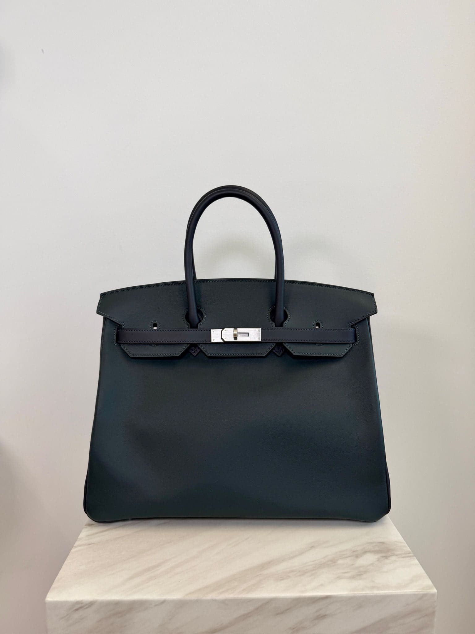 Hermès Birkin 35 HHS 35cm in Vert Foncé - Noir Swift Palladium Hardware hardware — front view