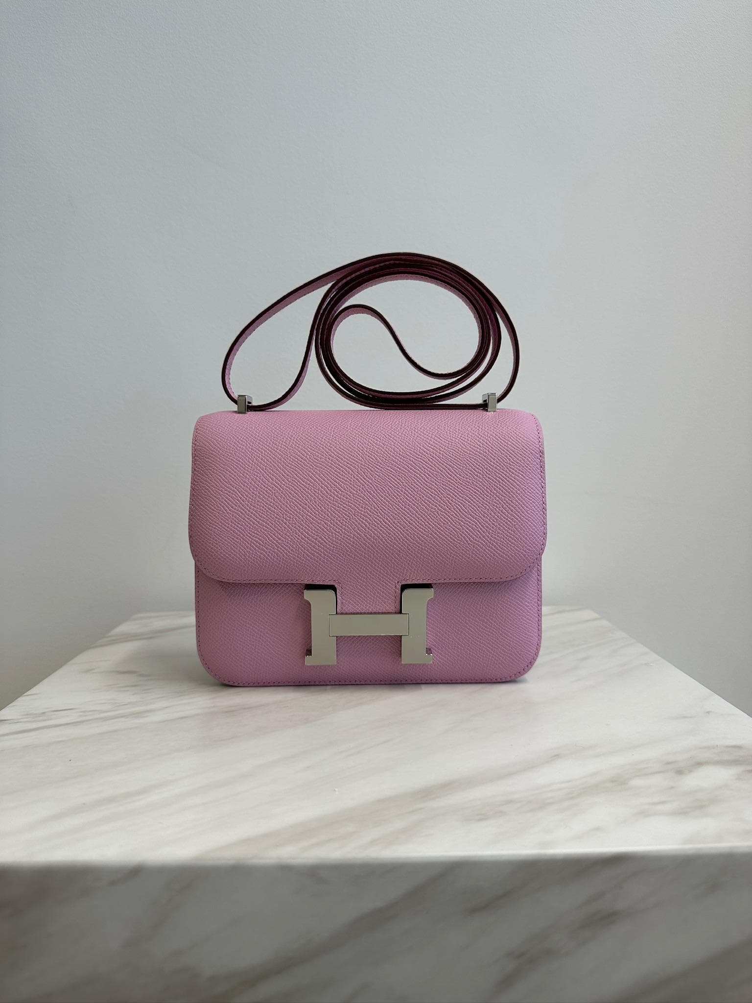 Hermès Constance 18 18 in Mauve Sylvestre Epsom Palladium Hardware hardware — front view