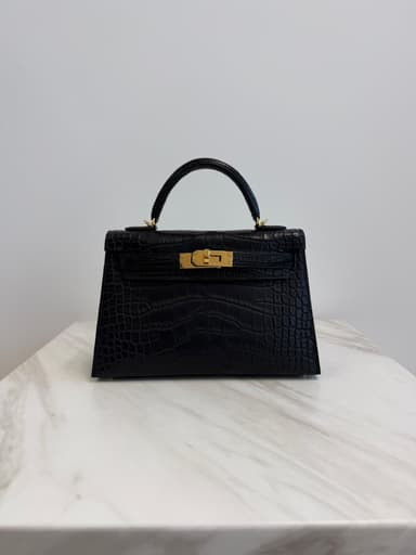 Hermès Mini Kelly Black Matte Alligator Gold Hardware
