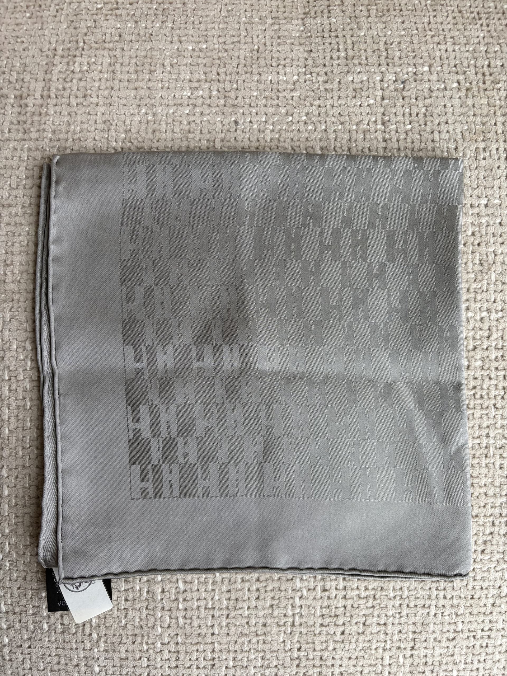 Hermès Other 42 × 42 cm in Gris Perle Other — front view