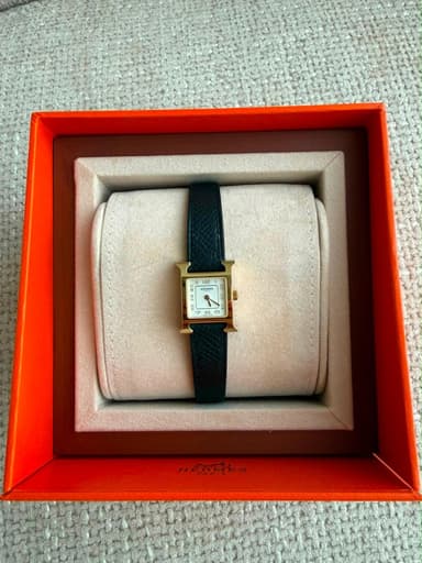 Hermès Heure H Watch XS 21mm Gold Noir Epsom