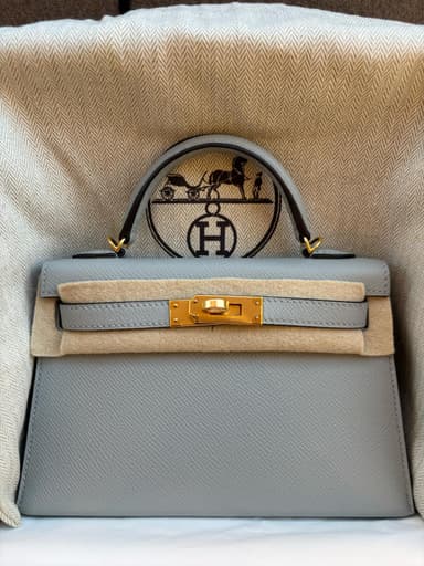 Hermès Mini Kelly Gris Mouette Epsom GHW