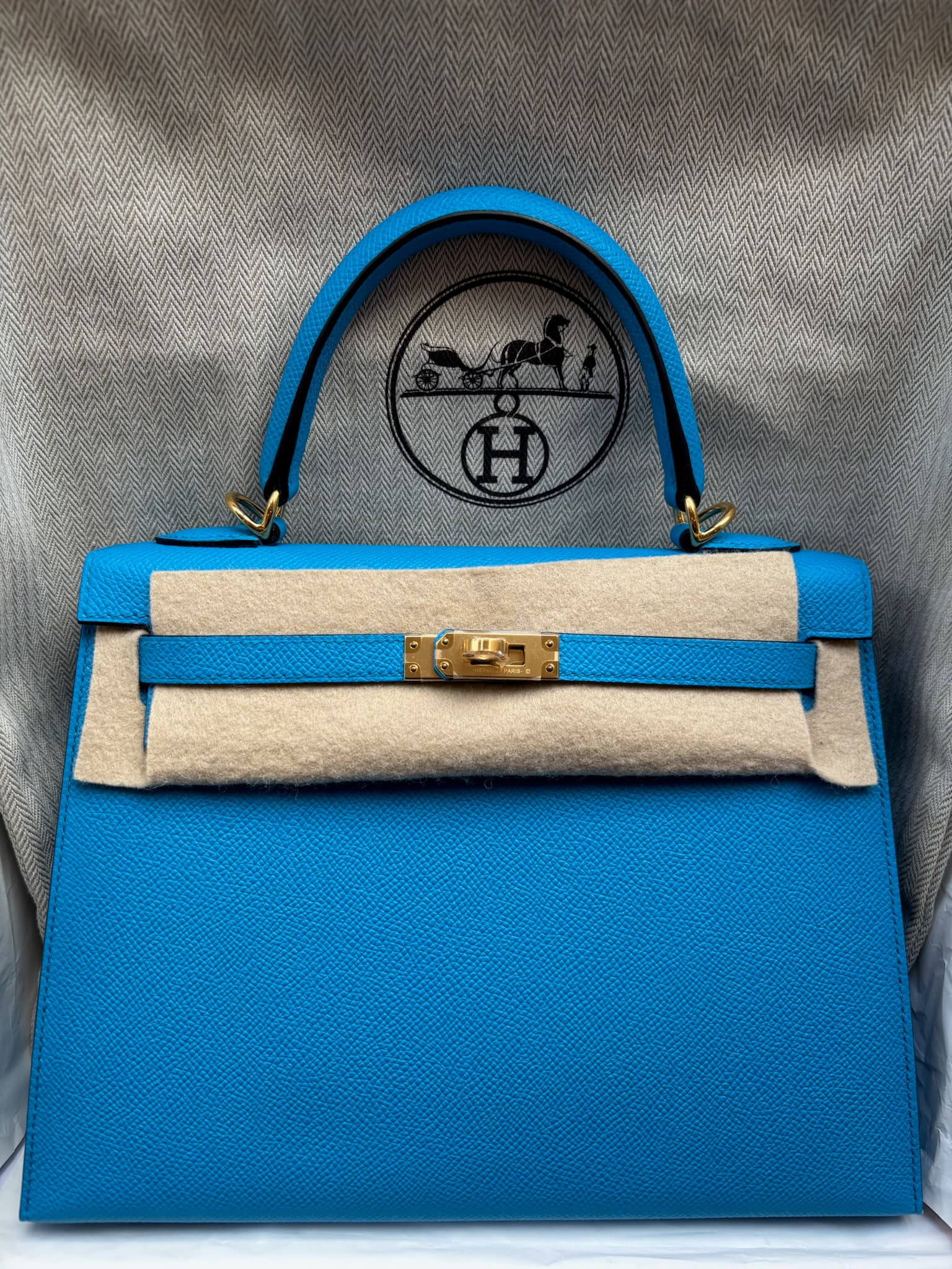 Hermès Kelly 25 in Blue Frida Epsom Gold (GHW) hardware — front view