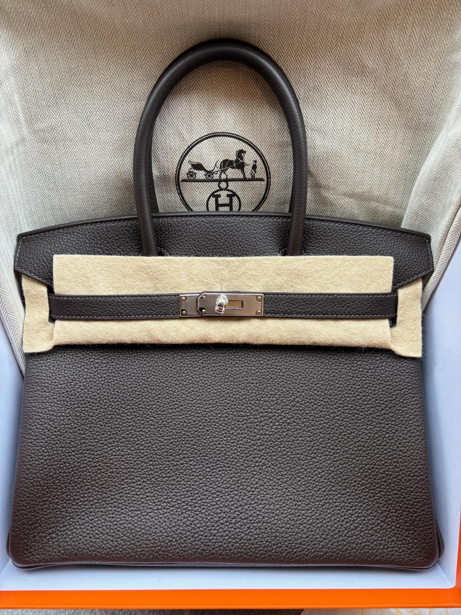 Hermès Birkin 30 in Bai-Brun Togo PHW hardware — front view