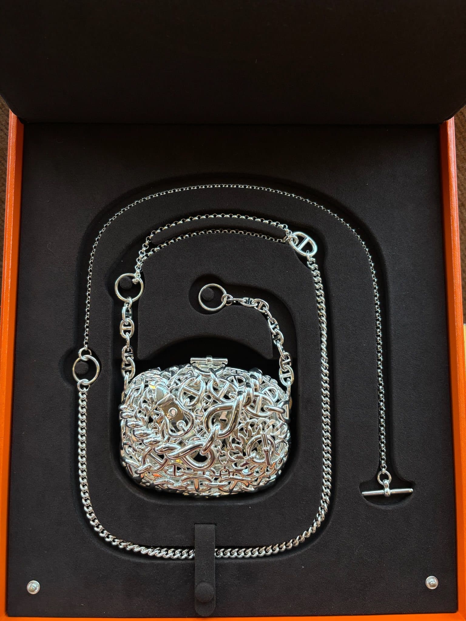Hermès Chaîne d'Ancre Jewel Bag in Silver — front view