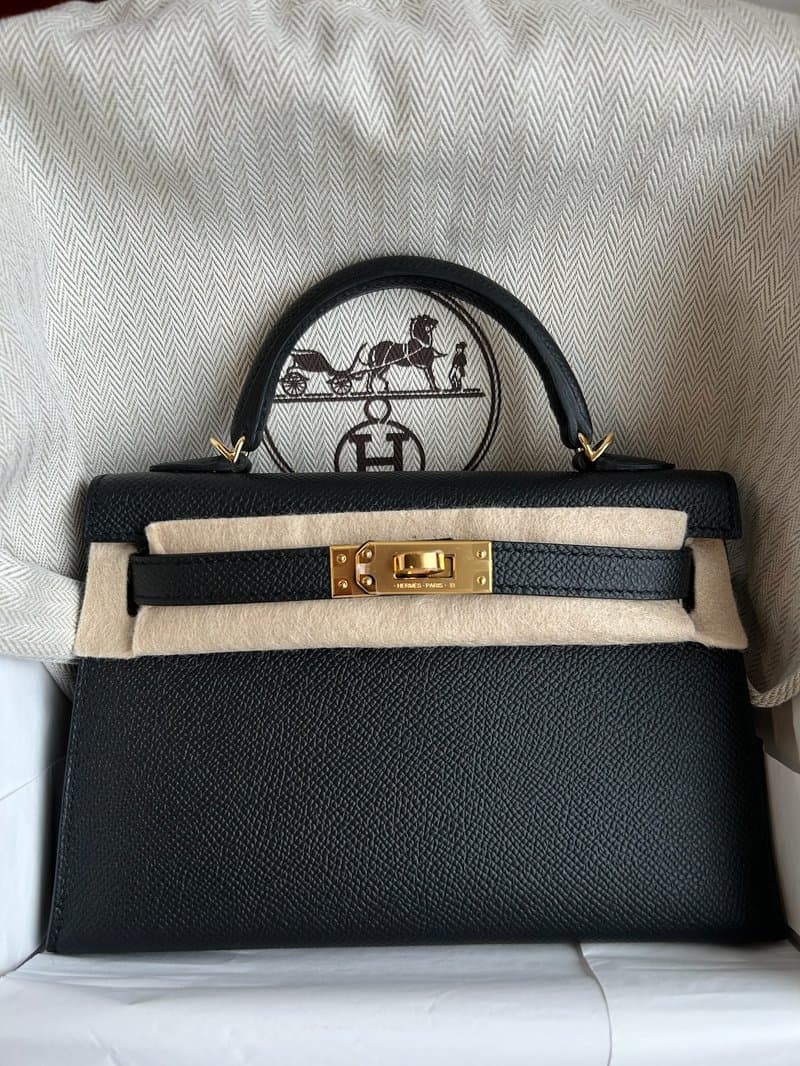 Hermès Mini Kelly II in Black and Rose Mexico Epsom GHW hardware — front view